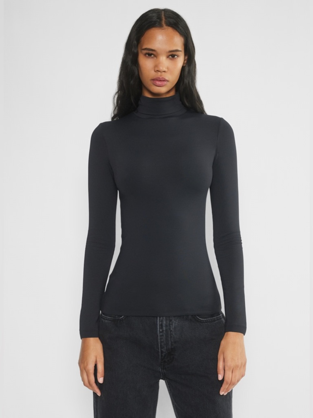 Aritzia Contour Turtleneck Long Sleeve Top in Black, Women’s size Large